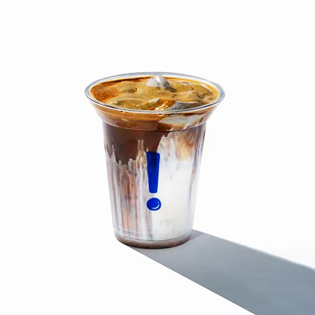 黑芝麻奶盖拿铁